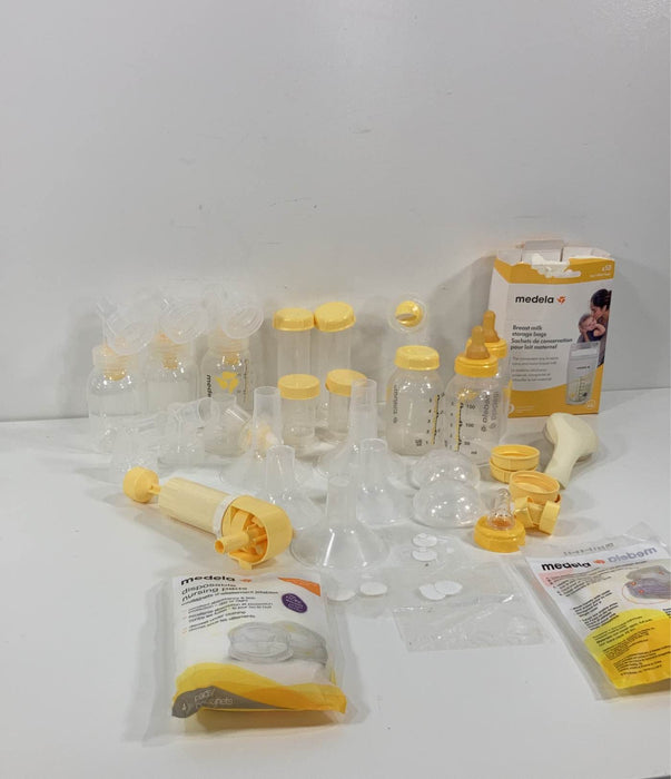 Shop BUNDLE Medela Accessories at GoodBuy Gear