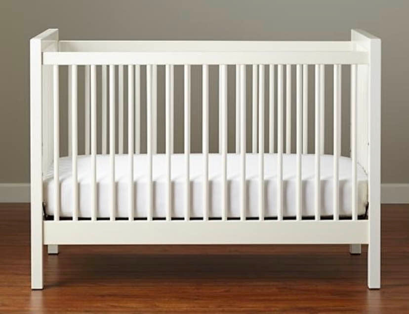 used The Land Of Nod Andersen Crib