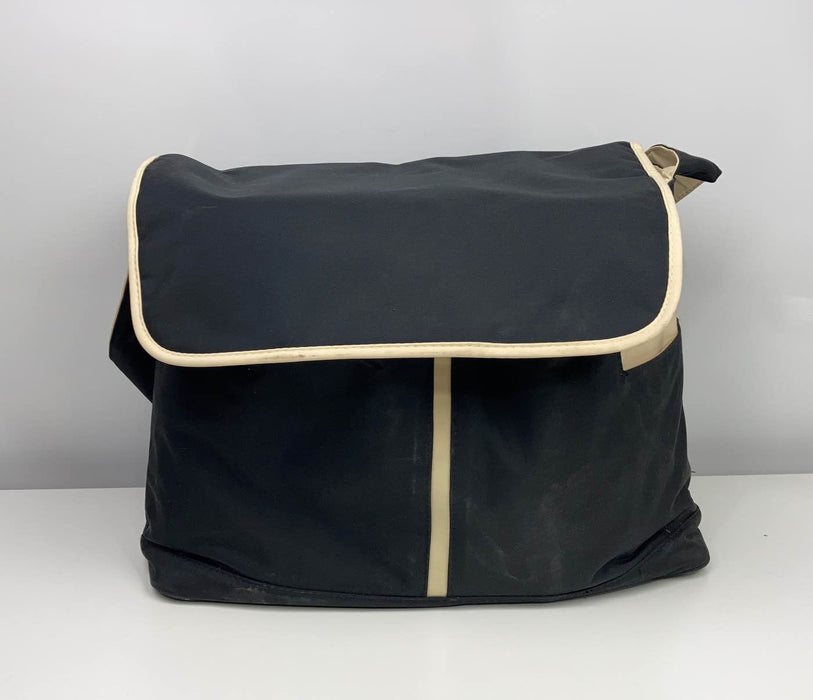 used Medela Pump In Style Advanced Breast Pump with Metro Bag