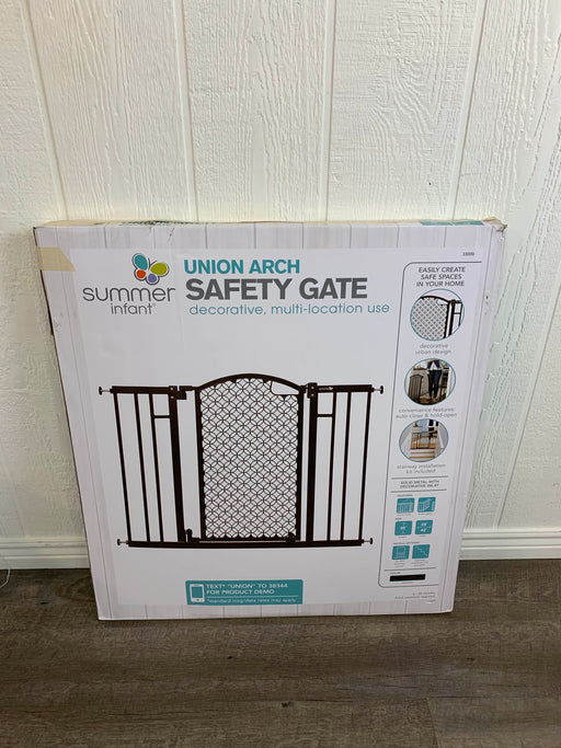 used Summer Infant Union Arch Safety Gate