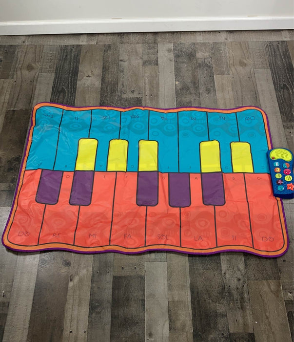 secondhand B. toys Boogie Woogie Mat - Piano Mat