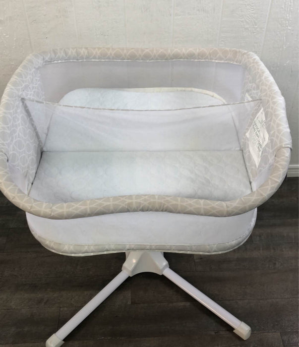 Shop Halo BassiNest Twin Sleeper at GoodBuy Gear