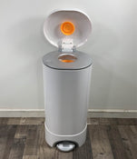 secondhand Munchkin Arm & Hammer Diaper Pail