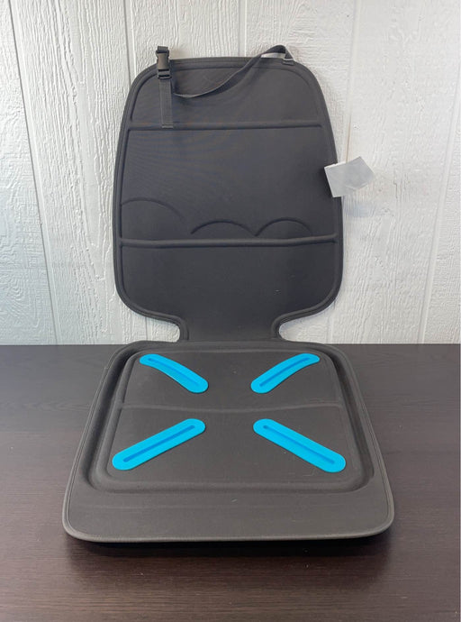 secondhand Munchkin Brica Booster Seat Guardian Car Seat Protector