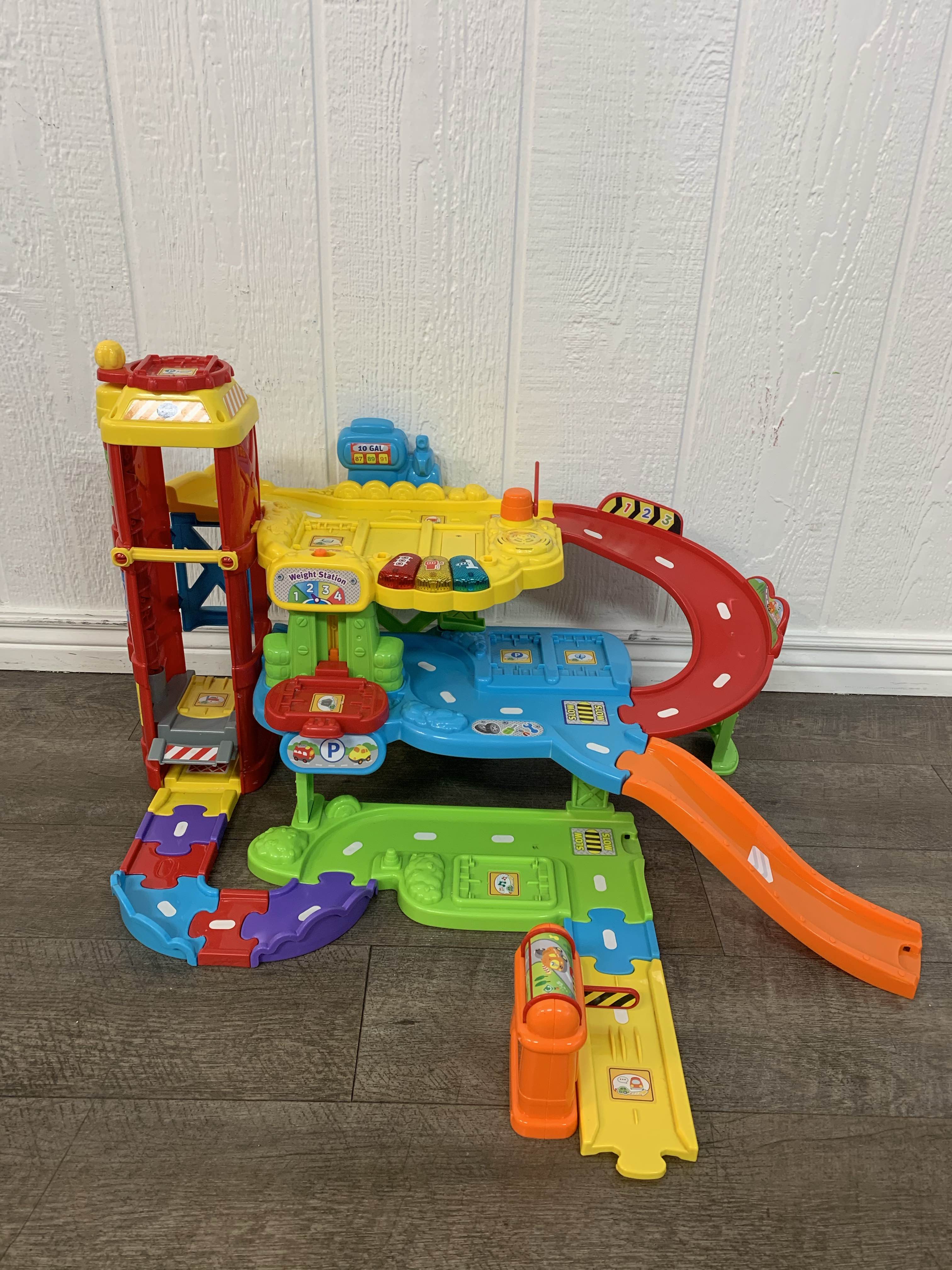 Vtech park and store learn deluxe garage