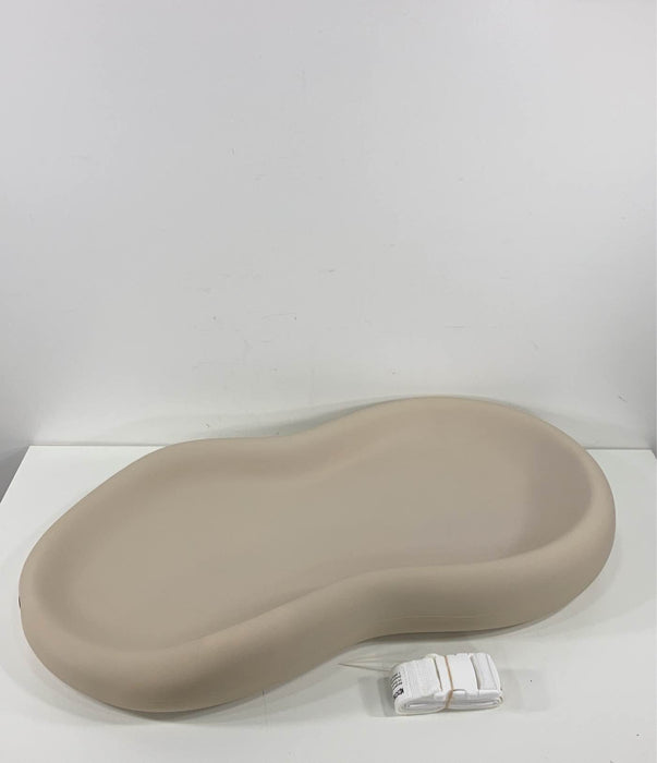 Shop Keekaroo Peanut Changing Pad, Vanilla at GoodBuy Gear