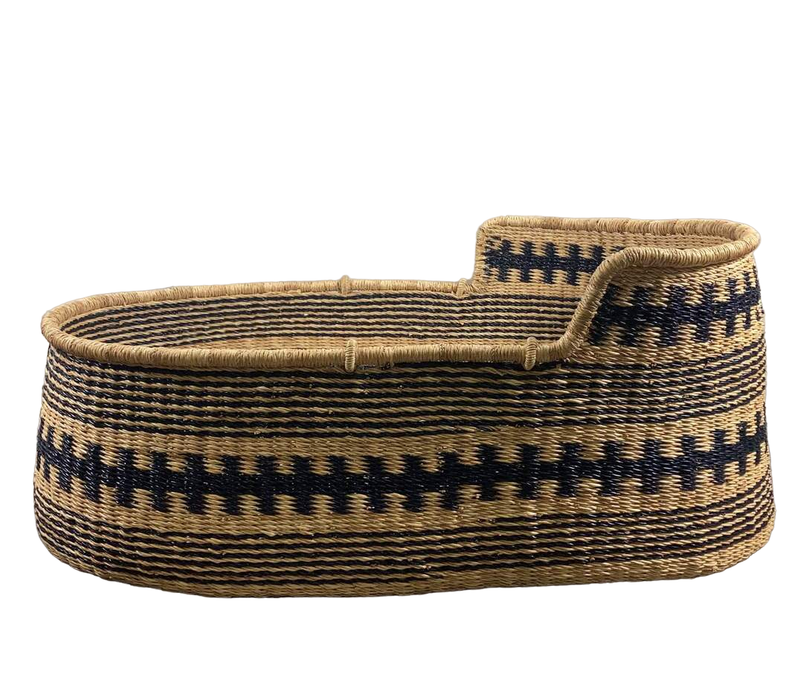 Shop Design Dua Natural Bilia Bassinet, Midnight Cross at GoodBuy Gear