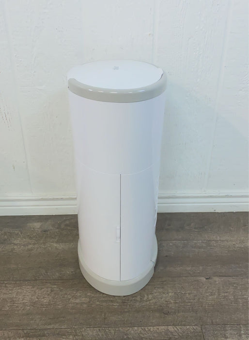 Shop Diaper Dekor Classic Diaper Pail, White at GoodBuy Gear