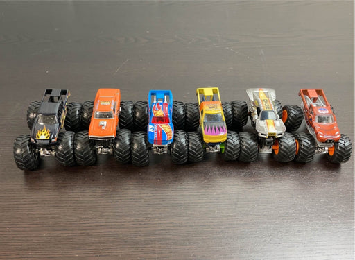 used BUNDLE Hot Wheels Cars