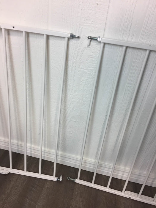 secondhand KidCo Angle Mount Safeway Gate