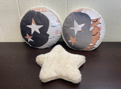 used Pottery Barn Kids Decorative Pillow, Bundle Barn Moon & Stars