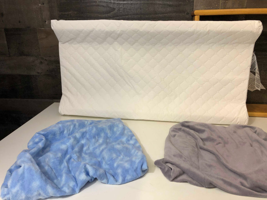 secondhand BUNDLE Changing Pad With Covers