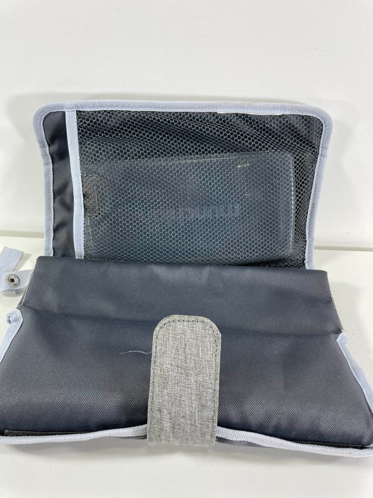 secondhand Munchkin Portable Diaper Changing Kit, Gray