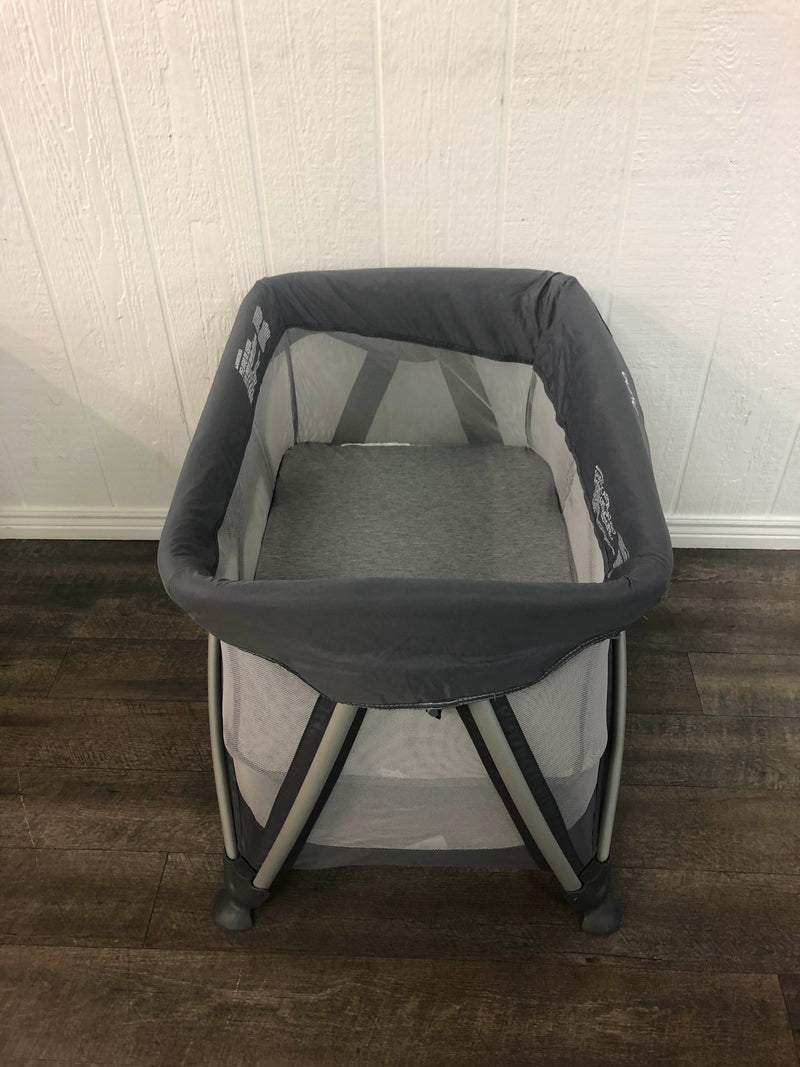 Nuna Sena Mini Travel Cot, With Two Fitted Sheets