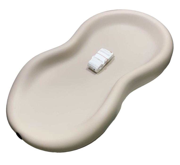 Shop Keekaroo Peanut Changing Pad, Vanilla at GoodBuy Gear