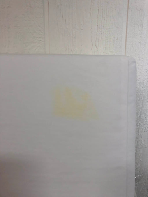 secondhand Naturepedic Classic 150 Seamless 2-stage Organic Baby & Toddler Mattress