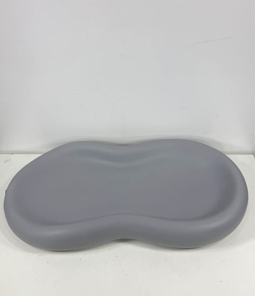 used Keekaroo Peanut Changing Pad, Grey