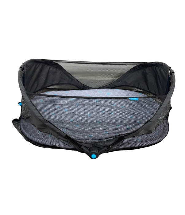 secondhand Munchkin Brica Fold ‘n Go Travel Pod