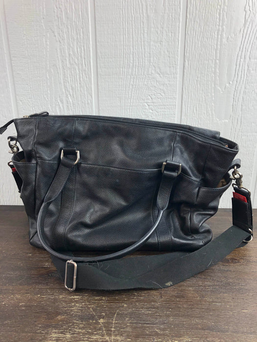 secondhand StorkSak Emma Diaper Bag
