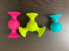 secondhand Fat Brain Toys PipSquigz Teething Toy