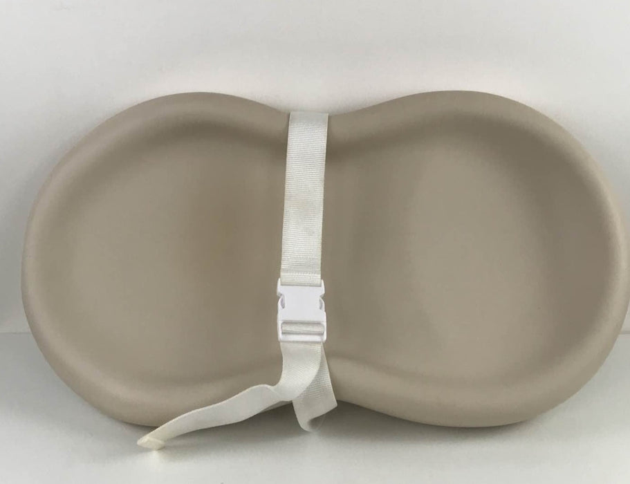 Shop Keekaroo Peanut Changing Pad, Vanilla at GoodBuy Gear