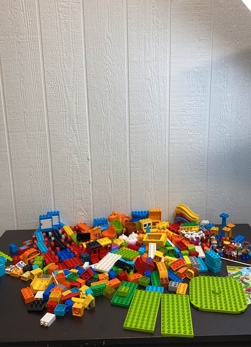 used BUNDLE Duplo Blocks