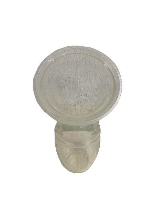 Shop Haakaa Manual Breast Pump at GoodBuy Gear