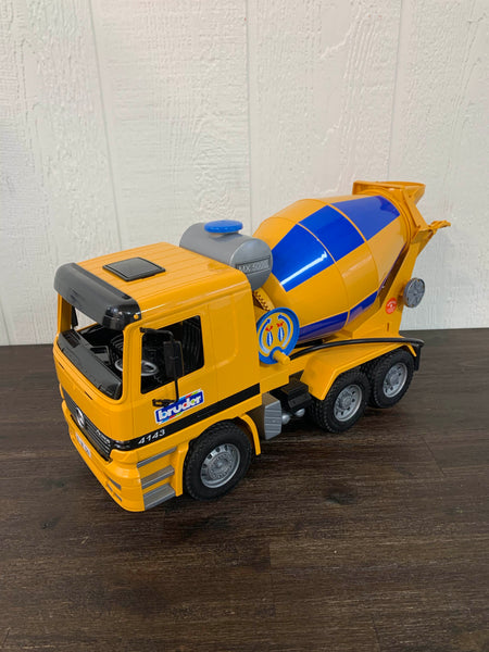 bruder cement mixer truck