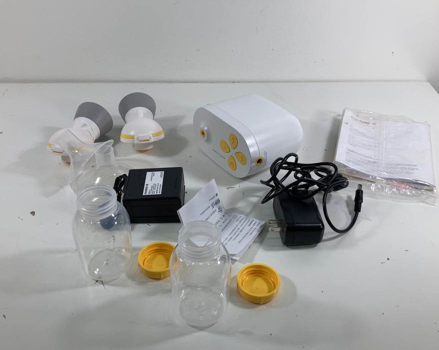 Shop Medela Pump In Style with MaxFlow at GoodBuy Gear