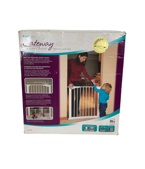 used KidCo Auto Close Gateway