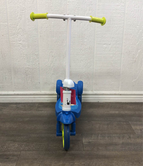 secondhand Dynacraft 3 Wheel Minions Scooter