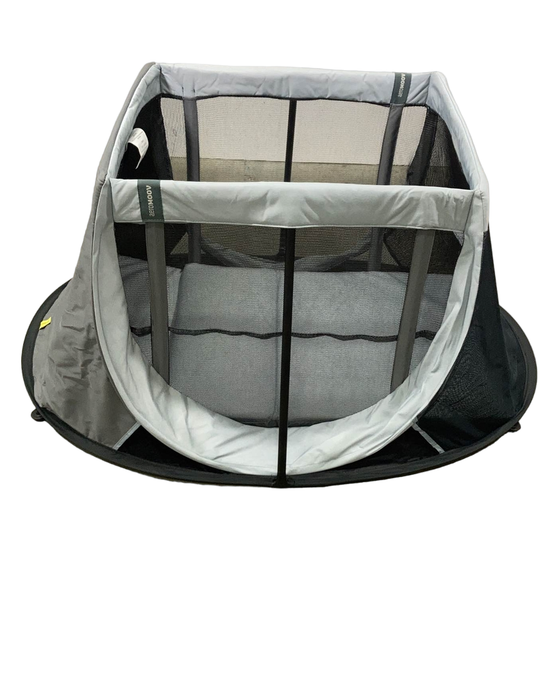 secondhand Aeromoov Instant Travel Playard, Grey Rock