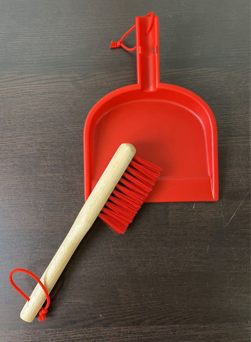 secondhand Melissa & Doug Let's Play House! Dust, Sweep & Mop