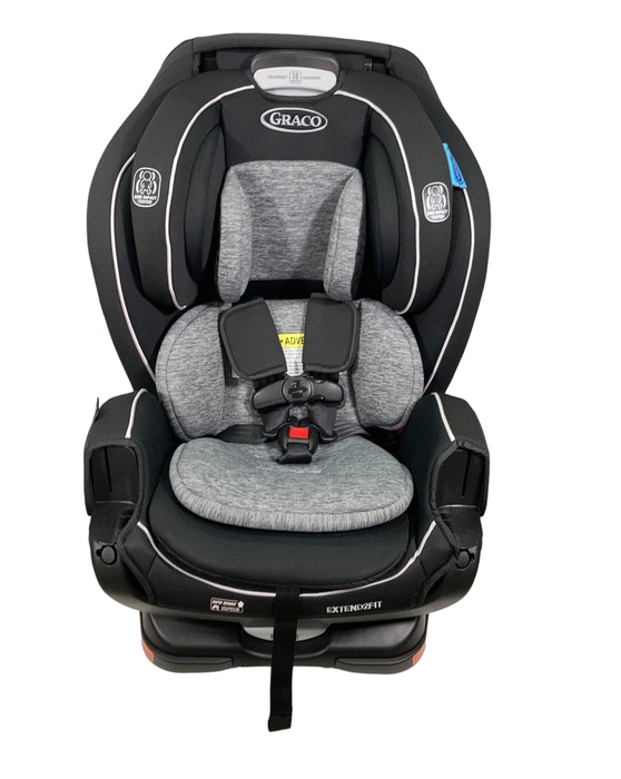 secondhand Graco Extend2Fit 3-in-1 Convertible Car Seat, 2022, Zane