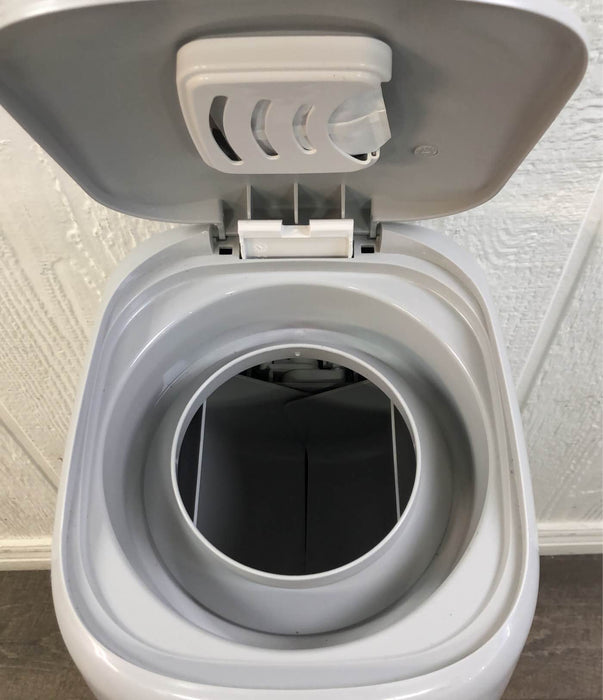 Shop Playtex Diaper Genie Complete at GoodBuy Gear