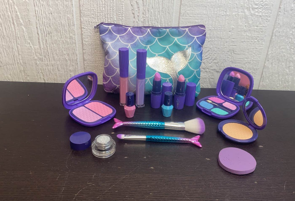 used Make it Up Kids Pretend Makeup Mermaid Collection