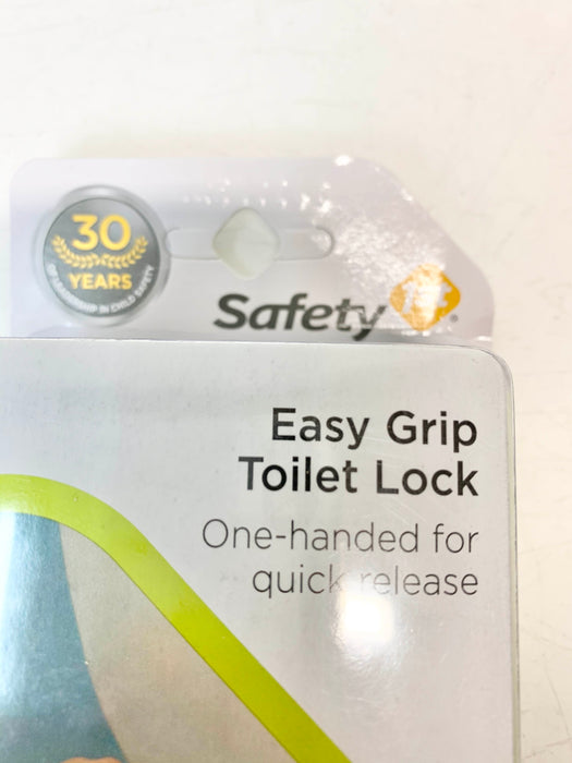 secondhand Safety 1st Easy Grip Toilet Lock