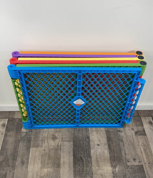 used North States Toddleroo Superyard Ultimate Playard, 6 Panel