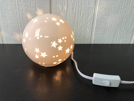 secondhand Pillowfort Starry Globe Nightlight