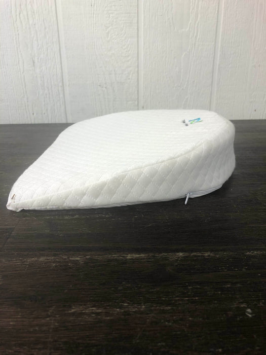 used Triple N Baby Baby Bassinet Wedge