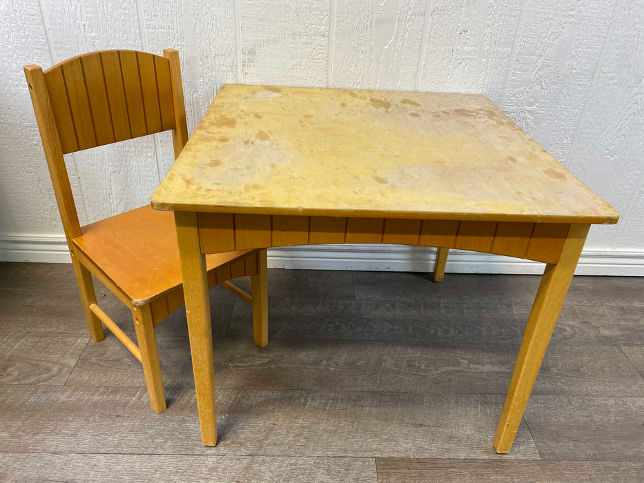 used KidKraft Table and 2 Chairs