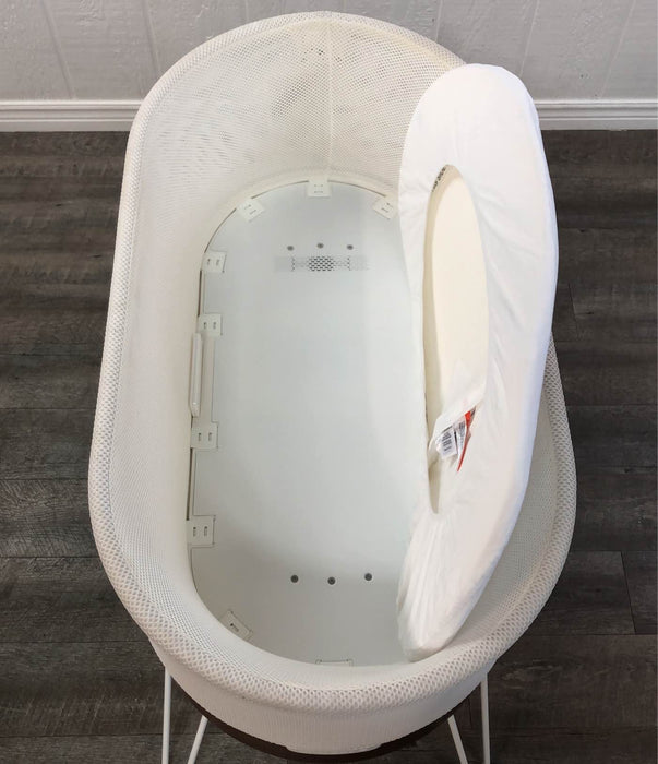 used Happiest Baby SNOO Smart Sleeper