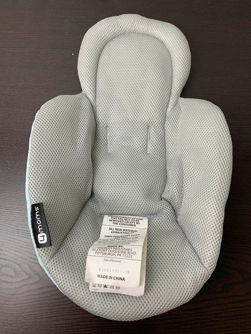 secondhand 4Moms Reversible Newborn Insert