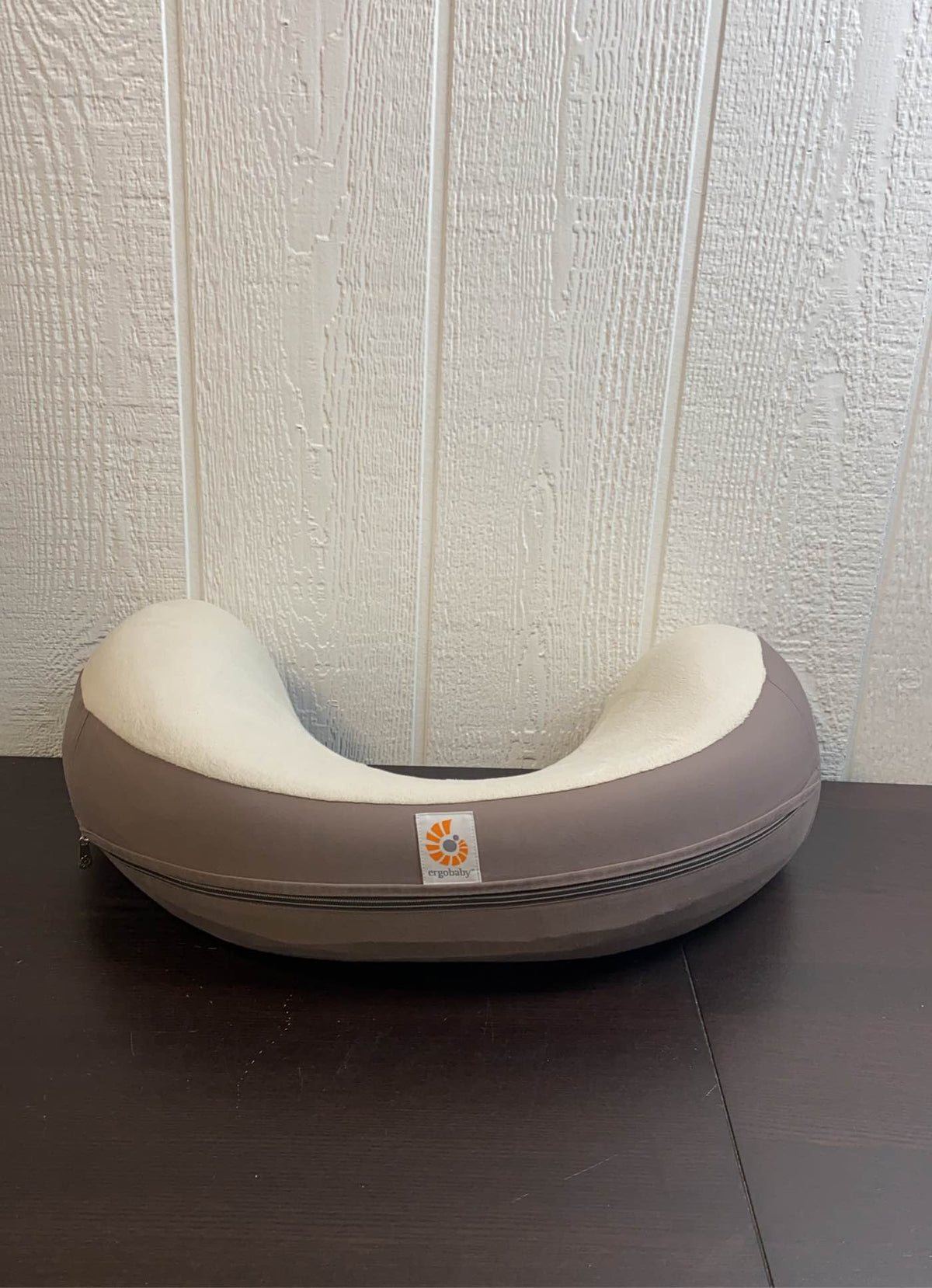 ergobaby natural curve nursing pillow