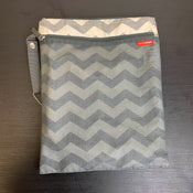 used Skip Hop Grab And Go Wet/Dry Bag
