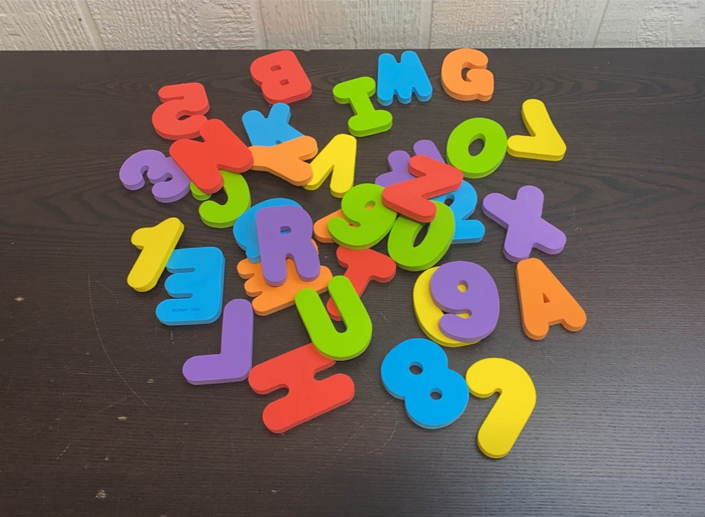 Munchkin Bath Letters and Numbers