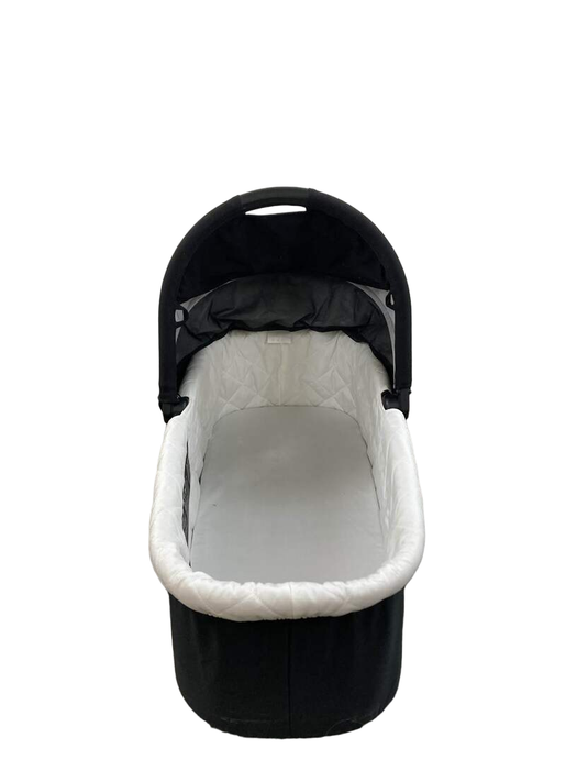 secondhand Baby Jogger Deluxe Pram