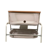 secondhand Maxi-Cosi Iora Bedside Bassinet, Horizon Sand