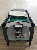 secondhand Graco Pack N Play Playard Reversible Napper & Changer