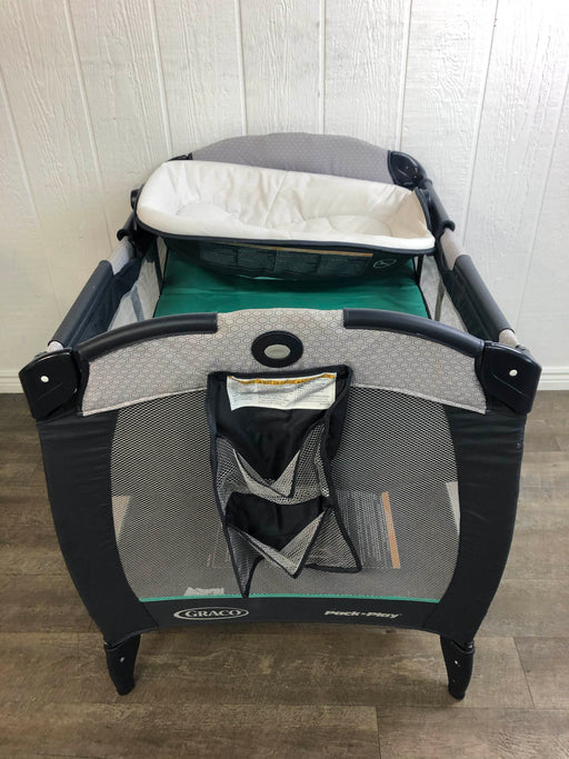 secondhand Graco Pack N Play Playard Reversible Napper & Changer